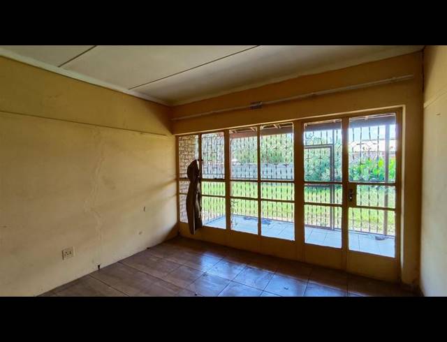 9 BEDROOM HOUSE FOR SALE IN VANDERBIJLPARK CE 3